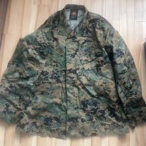 camo military jacket